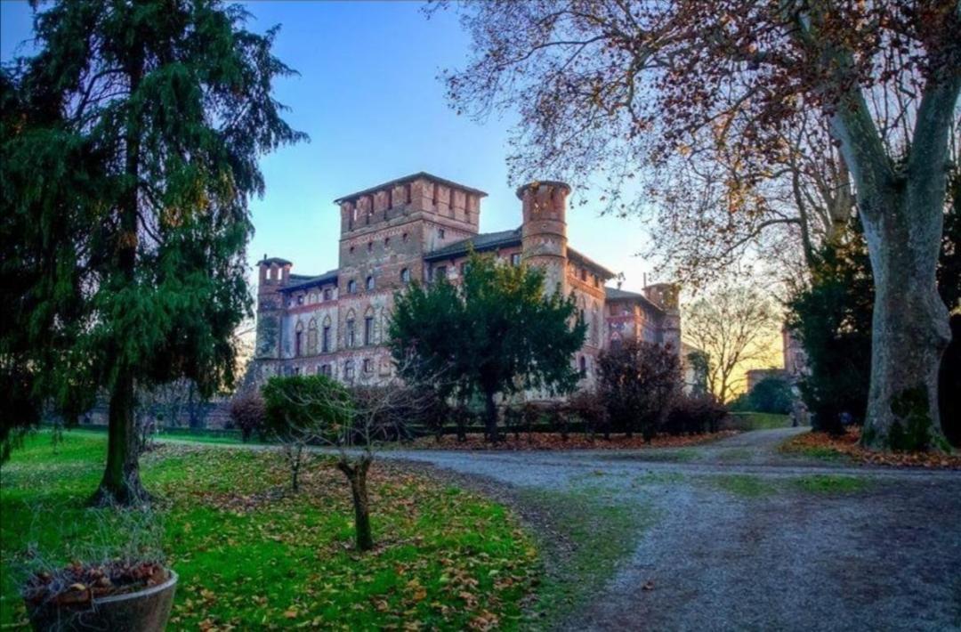 Castello Di Piovera Zewnętrze zdjęcie